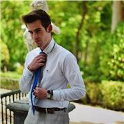 Holaa, soy un joven de 18 años estudiante de Derecho que trata de ayudar a inglés con la mayor facilidad posible. Una cualidad buena, la paciencia, imprescindible en la enseñanza